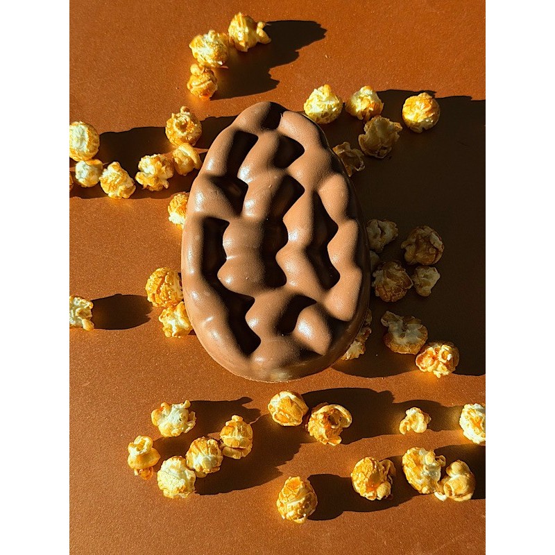 Oeuf praliné pop corn lait